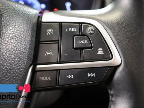 Certified 2024 Toyota Grand Highlander AWD image 17