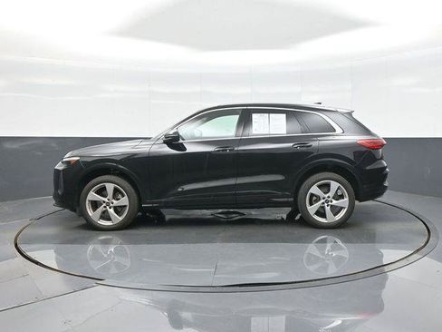 Certified 2025 Audi Q5 Premium w/ Premium Plus AWD/4WD image 4