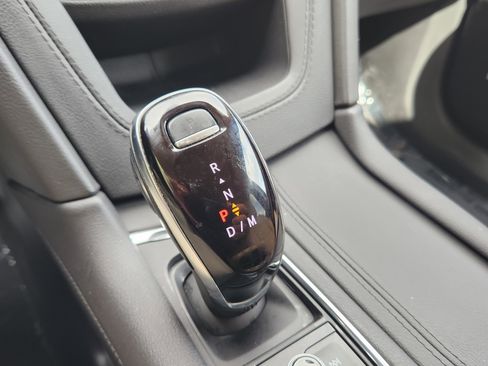 Used 2023 Cadillac XT6 Premium Luxury w/ Platinum Package AWD/4WD image 9