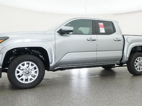 New 2026 Toyota Tacoma SR5 AWD/4WD image 18