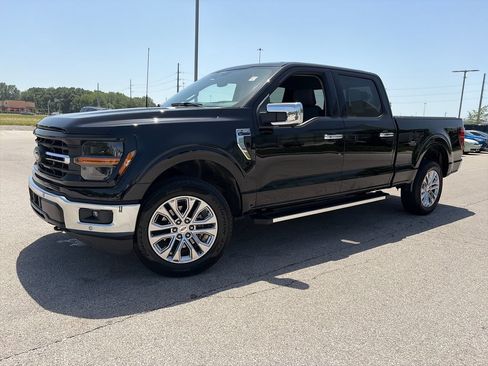 Used 2025 Ford F150 XLT w/ Equipment Group 302A MID AWD/4WD image 3