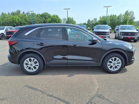 Certified 2024 Ford Escape Active image 7