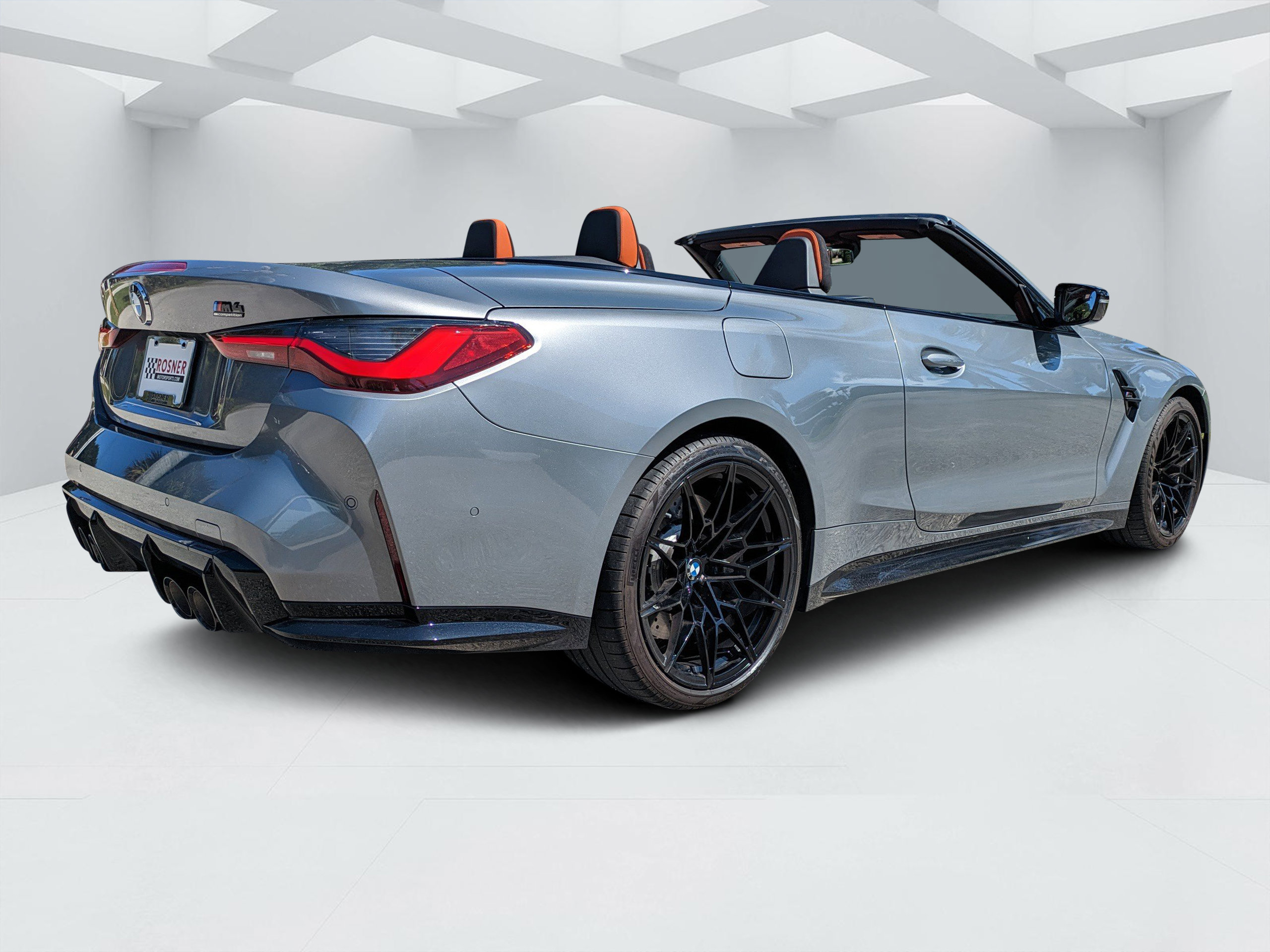 Used 2022 BMW M4 xDrive Competition w/ Executive Package AWD/4WD image 3