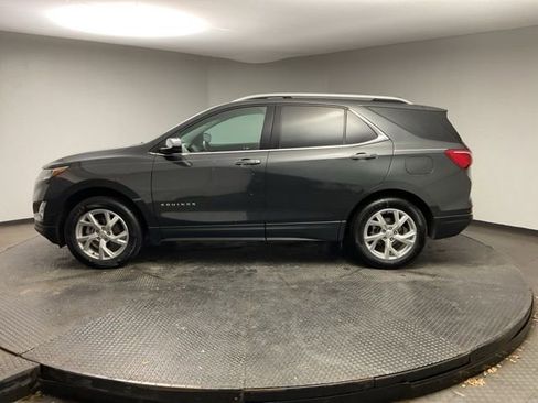 Used 2018 Chevrolet Equinox Premier image 4