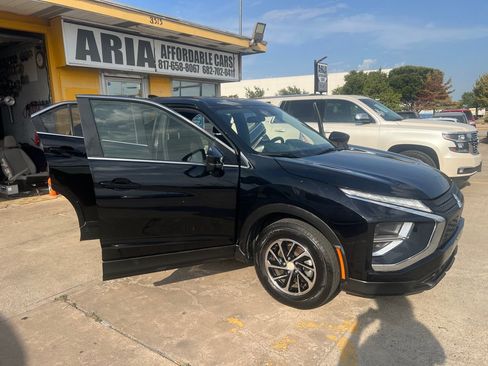 Used 2022 Mitsubishi Eclipse Cross ES FWD image 7
