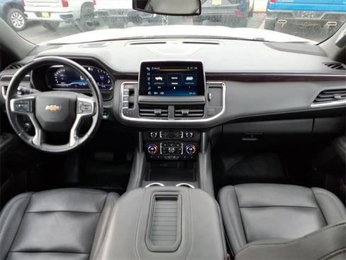 Used 2022 Chevrolet Tahoe LT w/ Luxury Package image 13