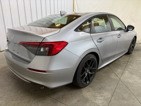 Used 2022 Honda Civic Sport image 6