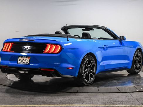 Used 2022 Ford Mustang Premium RWD image 15