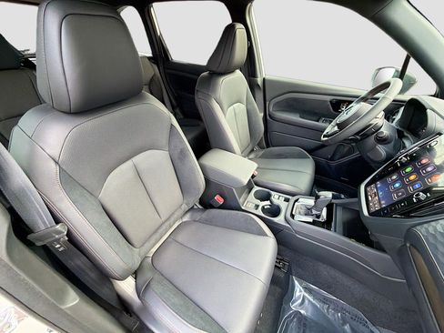 New 2025 Subaru Forester Touring image 15