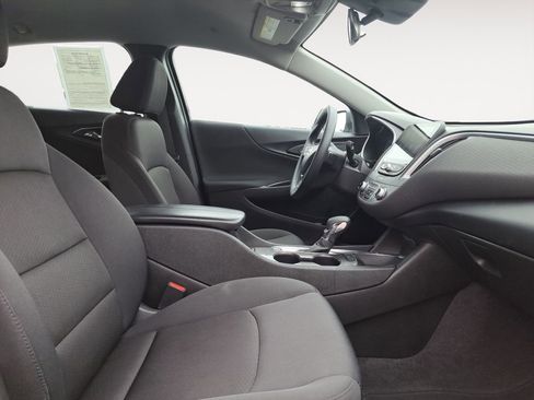 Used 2023 Chevrolet Malibu LT image 15