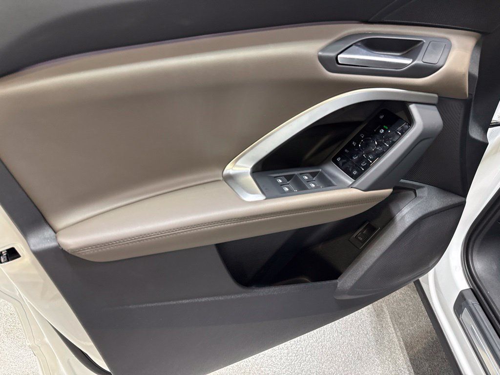 New 2026 Audi Q5 Premium AWD/4WD image 14
