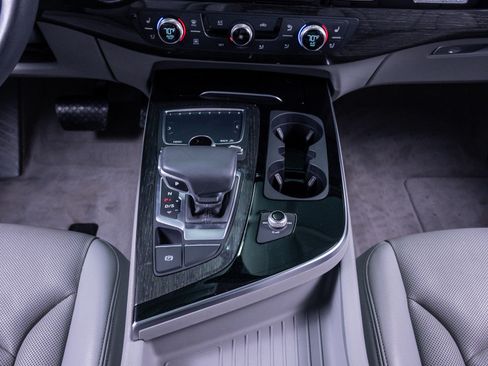 Used 2017 Audi Q7 3.0T Premium Plus image 30