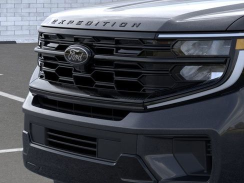 New 2026 Ford Expedition Max Platinum image 18