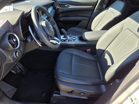 New 2025 Alfa Romeo Stelvio Sprint AWD/4WD image 6
