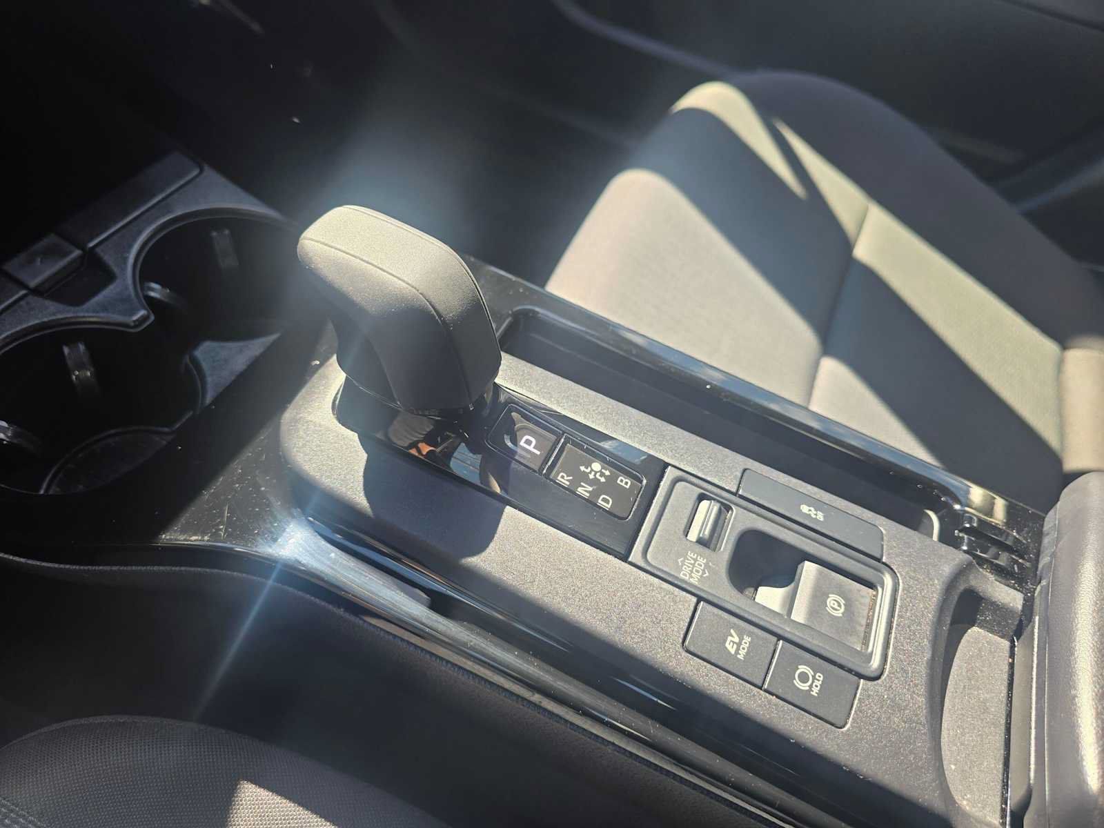 Used 2023 Toyota Prius LE FWD image 29