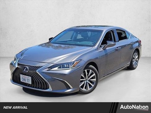 Used 2020 Lexus ES 300h w/ Premium Package FWD image 1