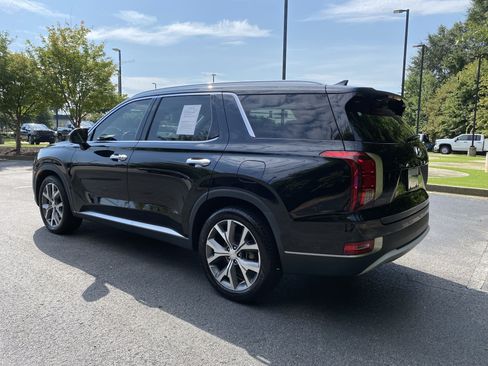 Used 2022 Hyundai Palisade SEL w/ Premium Package FWD image 7