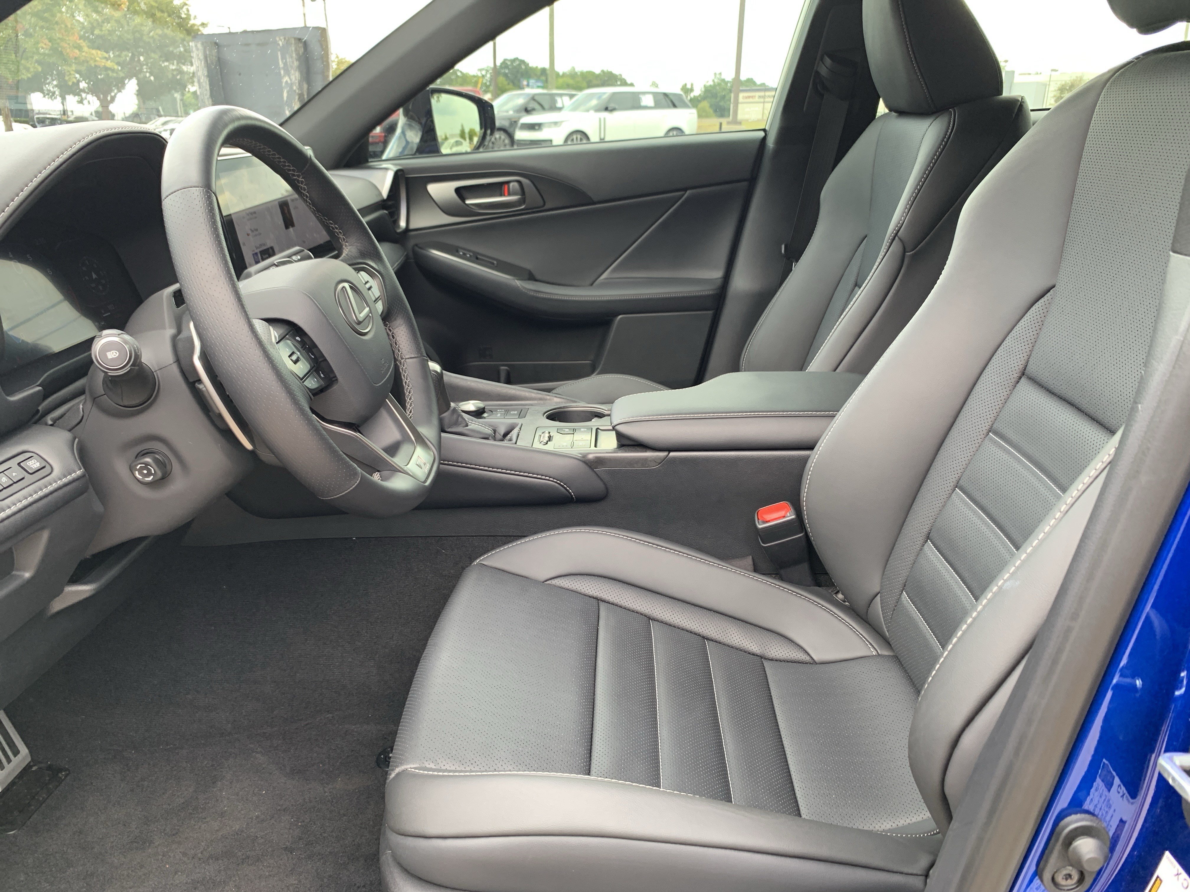 Used 2026 Lexus IS 350 F Sport w/ Technology Package RWD image 16