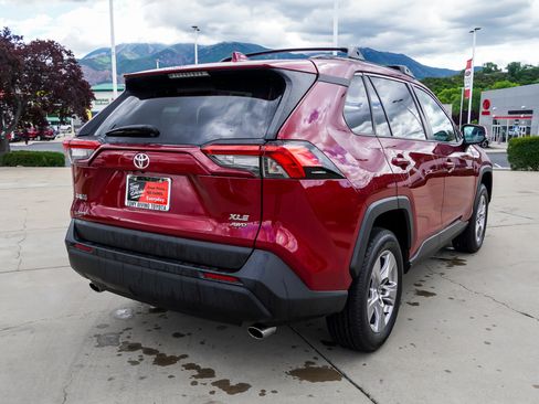 Certified 2023 Toyota RAV4 XLE w/ Convenience Package AWD/4WD image 8