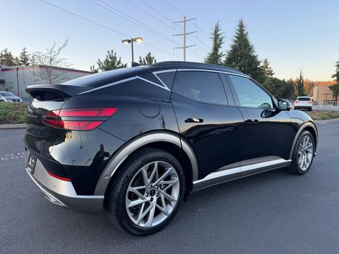 Used 2023 Genesis GV60 Advanced w/ Security Package image 11