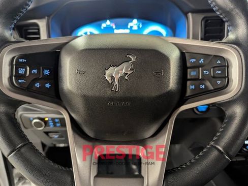 Used 2025 Ford Bronco Big Bend image 15