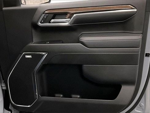 Used 2024 Chevrolet Silverado 1500 RST w/ Convenience Package II image 20