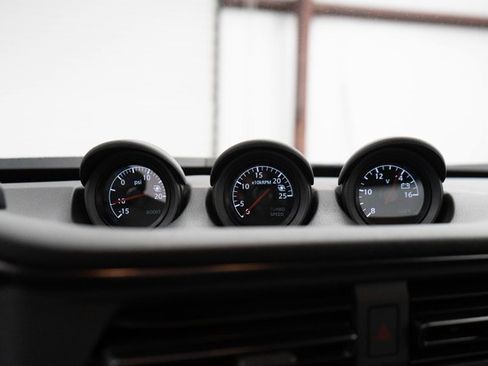 Used 2024 Nissan Z Performance w/ Floor Mat Package image 34