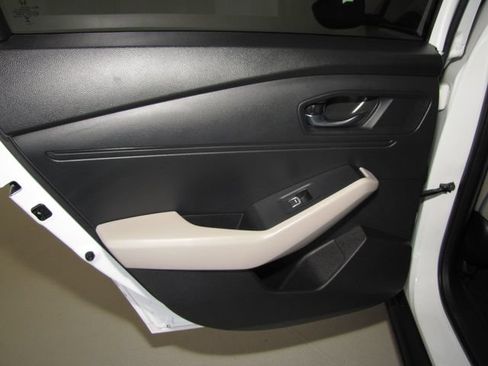 Used 2023 Honda Accord EX image 13
