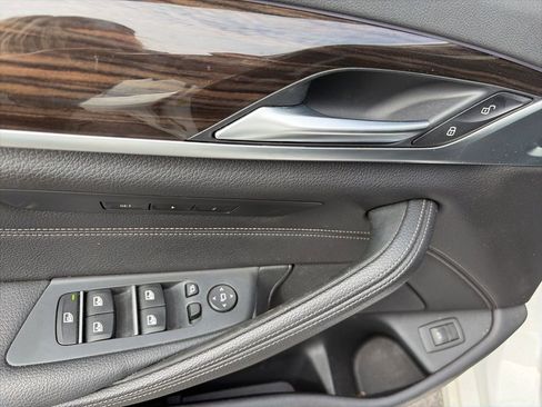 Used 2018 BMW 530i image 14