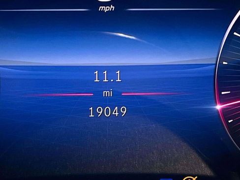 Certified 2024 Mercedes-Benz GLC 300 4MATIC image 37