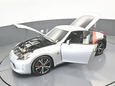 Used 2020 Nissan 370Z w/ Sport Package image 59