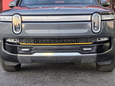 Used 2024 Rivian R1S Adventure image 11