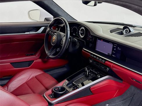 Used 2021 Porsche 911 Turbo S image 31