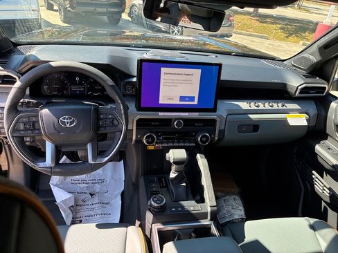 New 2025 Toyota Tacoma Trailhunter image 17