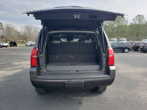Used 2017 Chevrolet Tahoe LT image 9