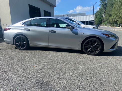 Used 2023 Lexus ES 350 F Sport w/ Accessory Package (Z1) FWD image 1