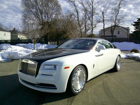 Used 2014 Rolls-Royce Wraith image 87