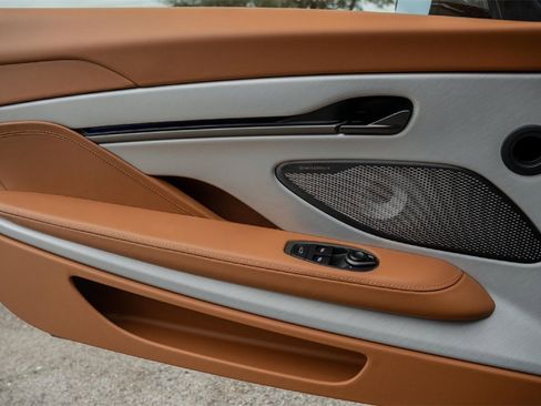 New 2025 Aston Martin Vanquish image 29