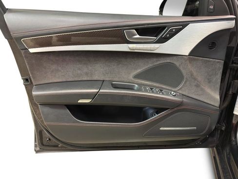 Used 2017 Audi S8 Plus image 13