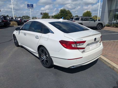 Used 2021 Honda Accord Touring image 7