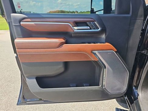 Used 2024 GMC Sierra 2500 Denali Ultimate AWD/4WD image 22