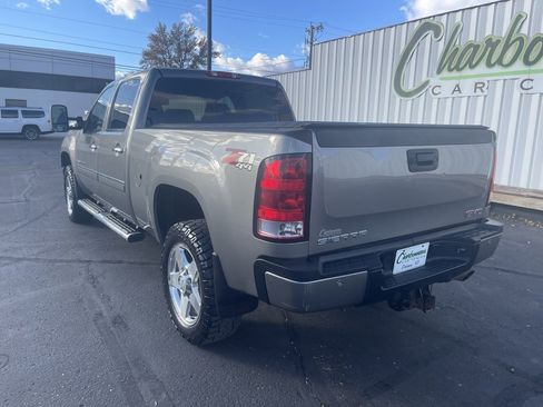 Used 2013 GMC Sierra 2500 Denali w/ Suspension Package, Off-Road image 7