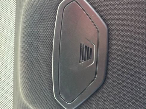 Used 2018 Ford Focus ST image 25