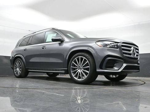 New 2026 Mercedes-Benz GLS 580 4MATIC image 38