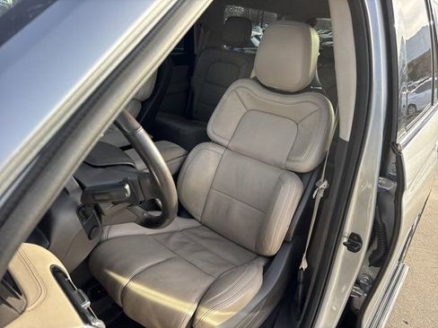 Used 2023 Lincoln Navigator L Reserve image 24
