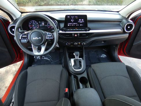 Used 2023 Kia Forte LXS image 22