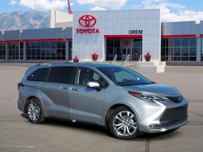 Used 2024 Toyota Sienna Platinum