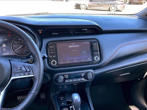 Used 2021 Nissan Kicks SR w/ SR Premium Package image 7