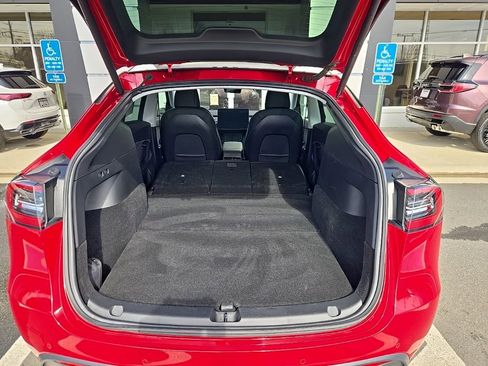 Used 2021 Tesla Model Y Long Range image 45