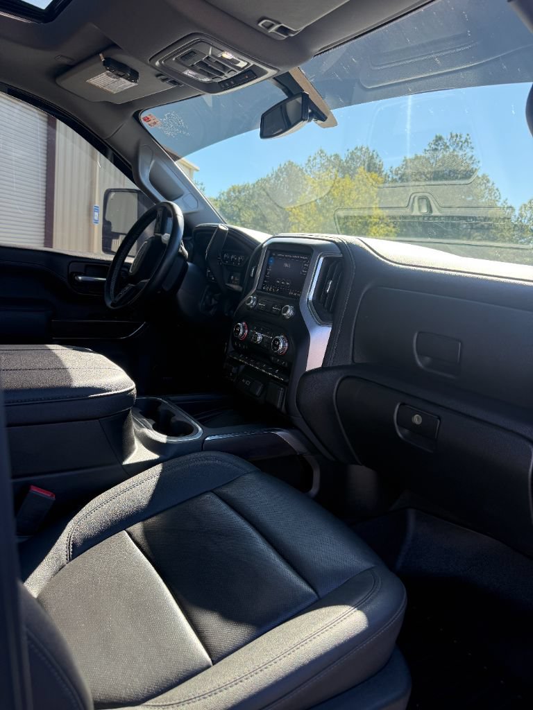 Used 2023 GMC Sierra 2500 SLT w/ SLT Premium Package AWD/4WD image 11